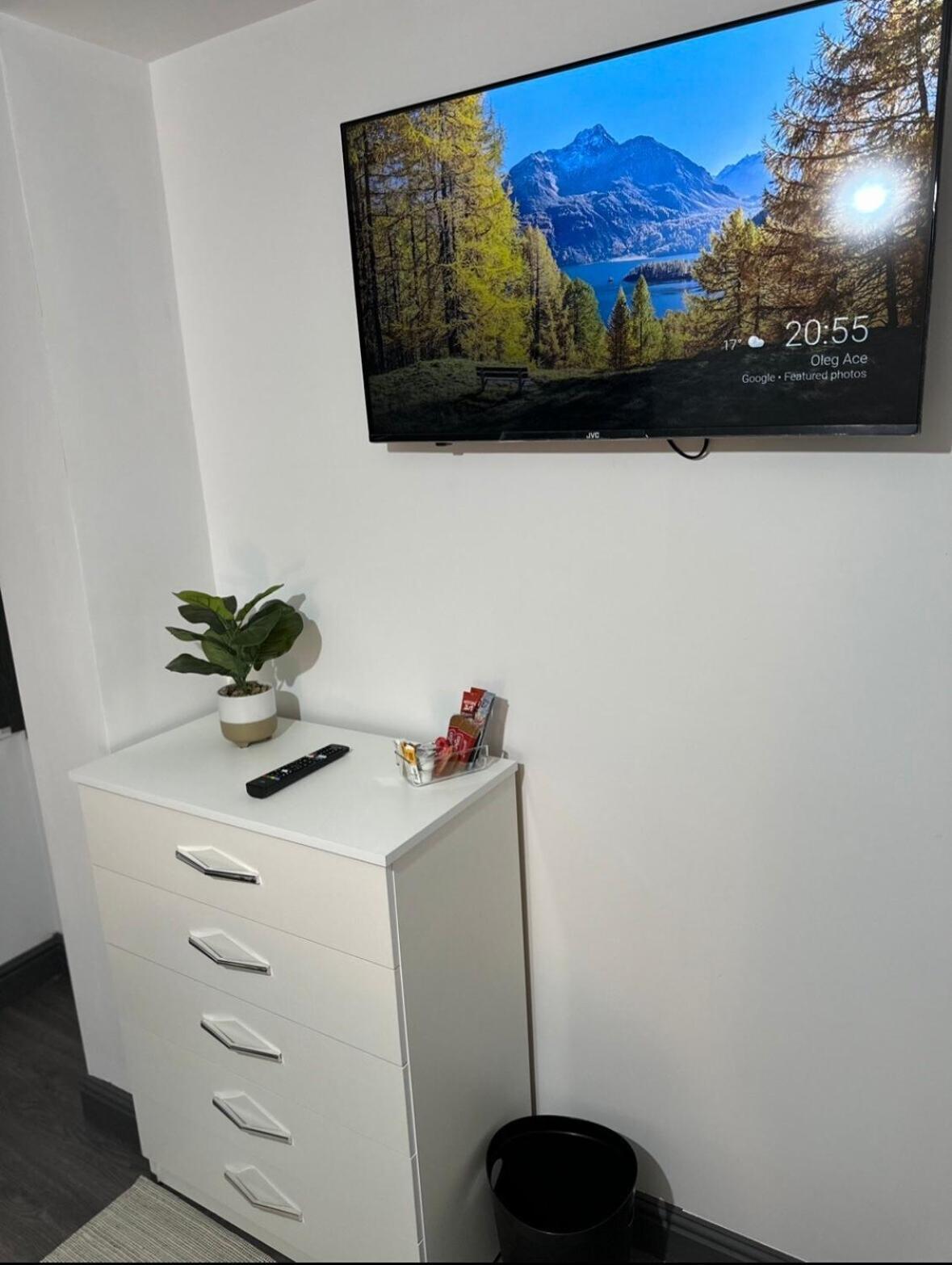The Little Oaks Apartment Birmingham Bagian luar foto