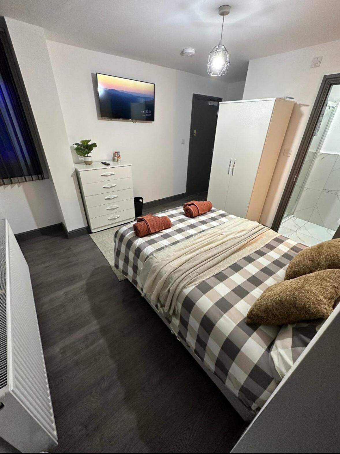 The Little Oaks Apartment Birmingham Bagian luar foto