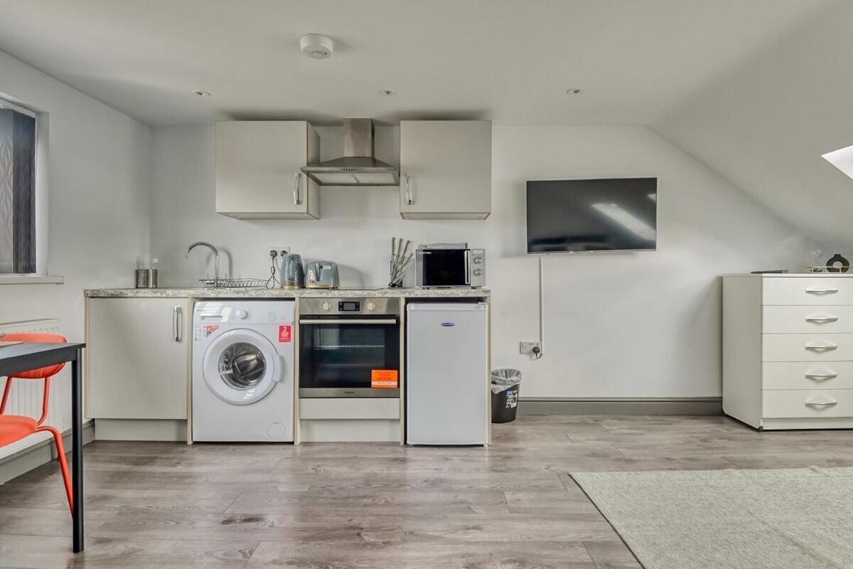 The Little Oaks Apartment Birmingham Bagian luar foto