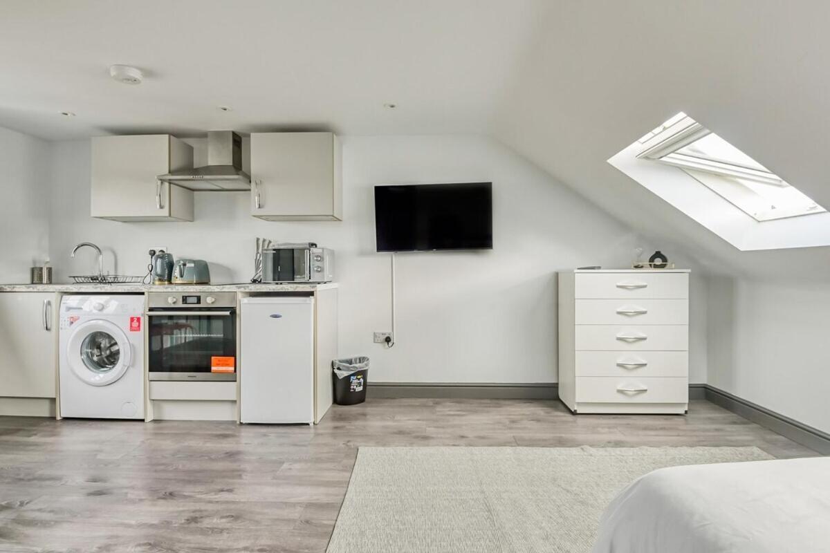 The Little Oaks Apartment Birmingham Bagian luar foto