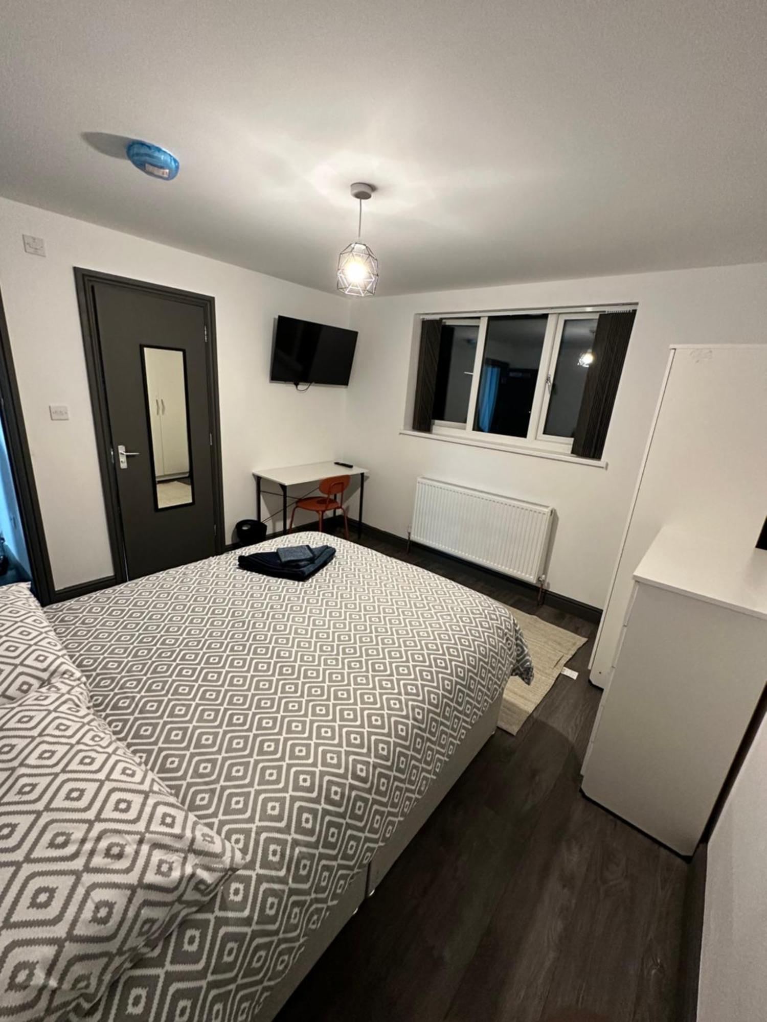 The Little Oaks Apartment Birmingham Bagian luar foto