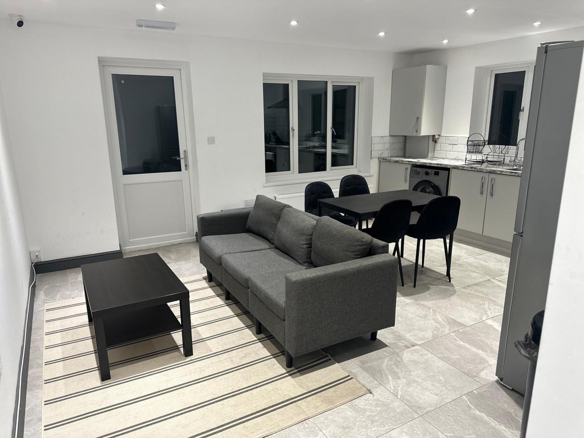 The Little Oaks Apartment Birmingham Bagian luar foto